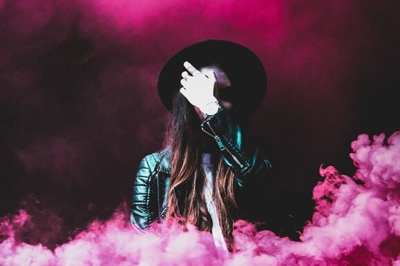 Dr. Stephan Bücker – Spekulation mit Musikrechten